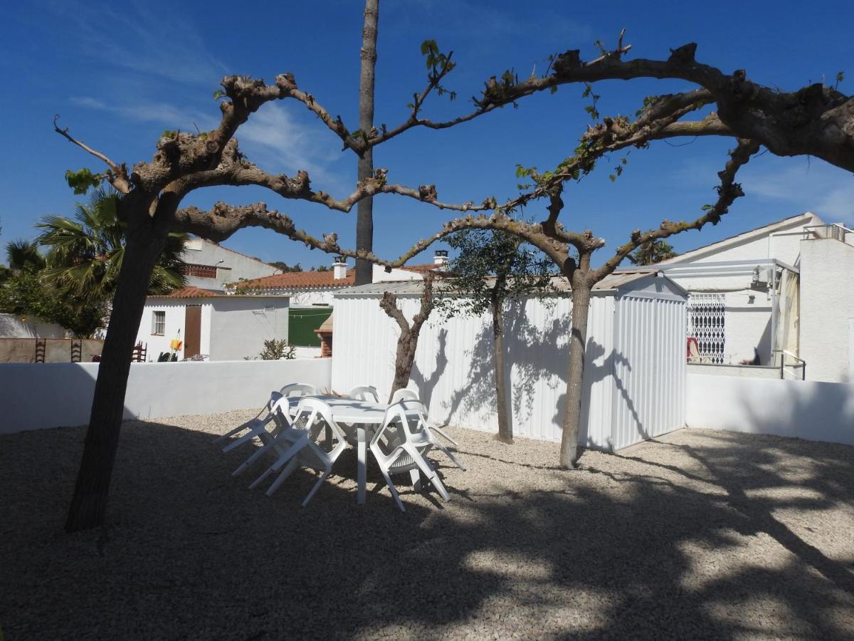 Villa Cal Garreta L'Eucaliptus Esterno foto